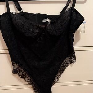 Black Lace lingerie with Scalloped Trim